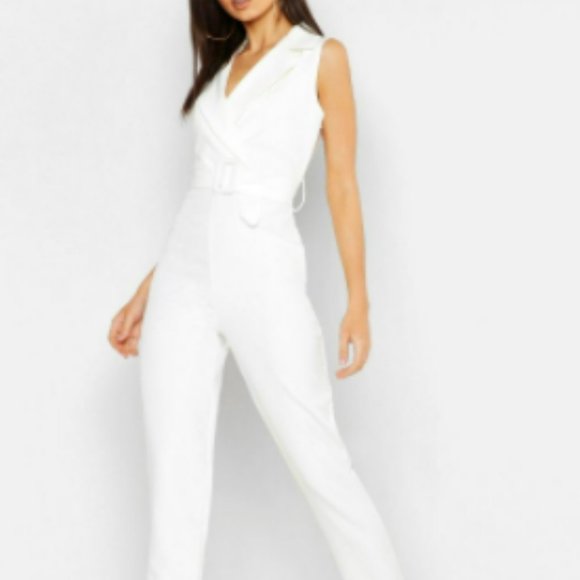 New Boohoo Woven Blazer Belted Jumpsuit in White - Picture 1 of 3